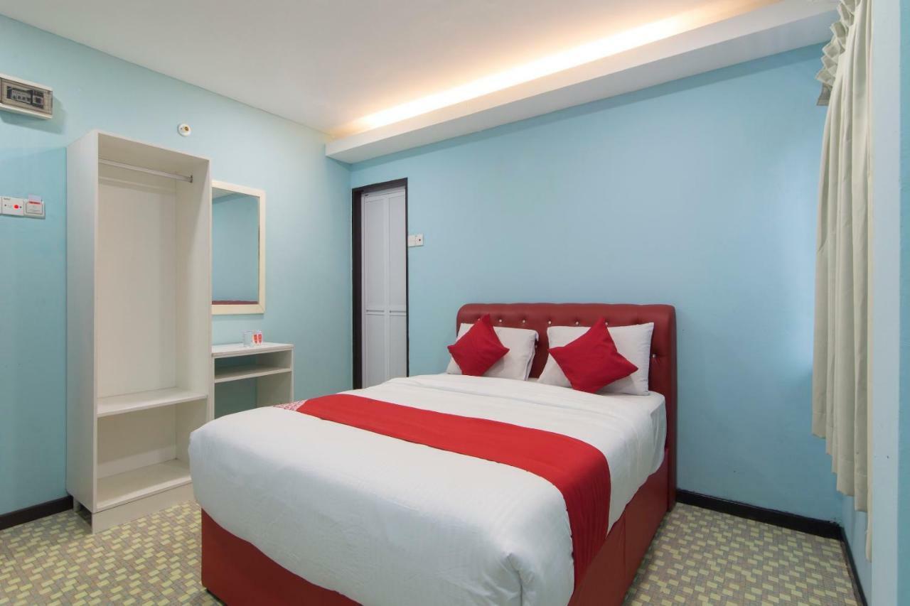 Oyo 1136 Pd Star Hotel Port Dickson Zewnętrze zdjęcie