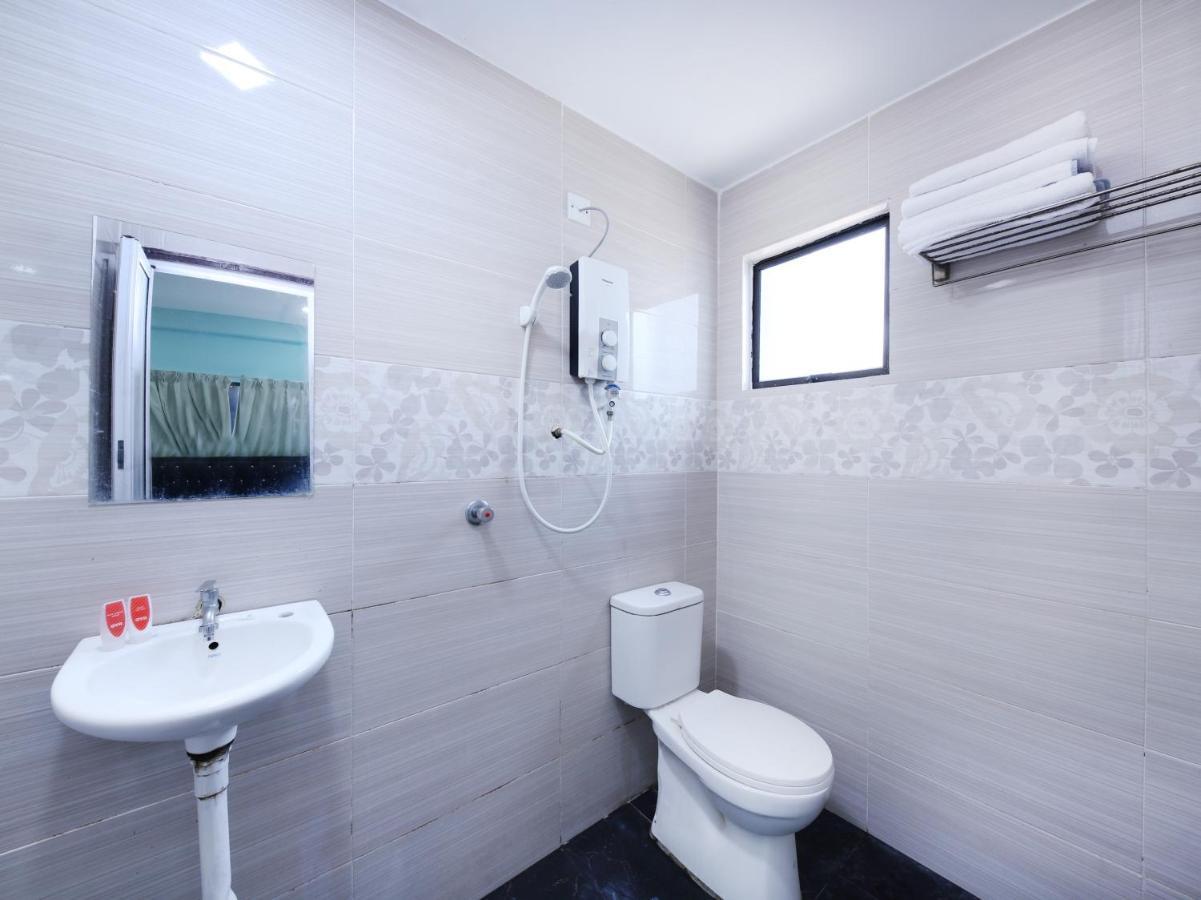Oyo 1136 Pd Star Hotel Port Dickson Zewnętrze zdjęcie
